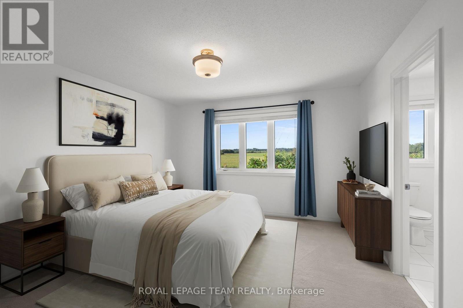 547 Rioja Street Property Photo 23