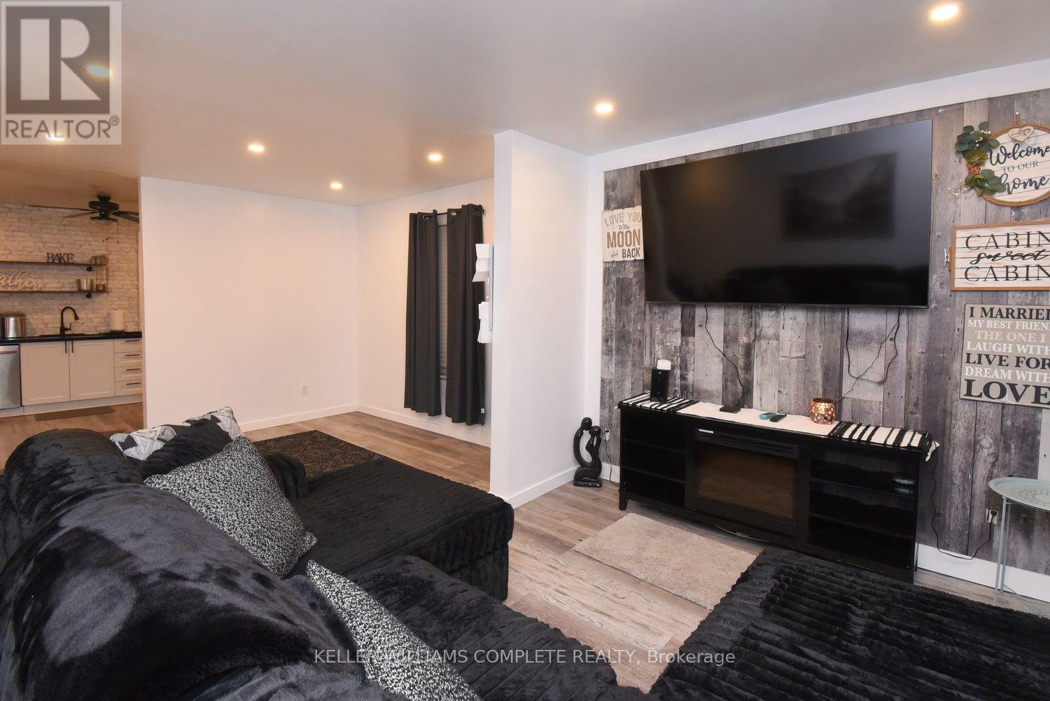 80 Francis Street Property Photo 9