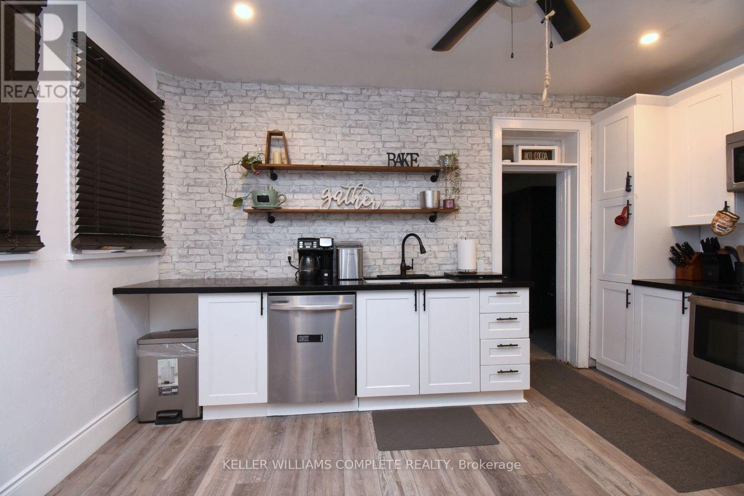 80 Francis Street Property Photo 14
