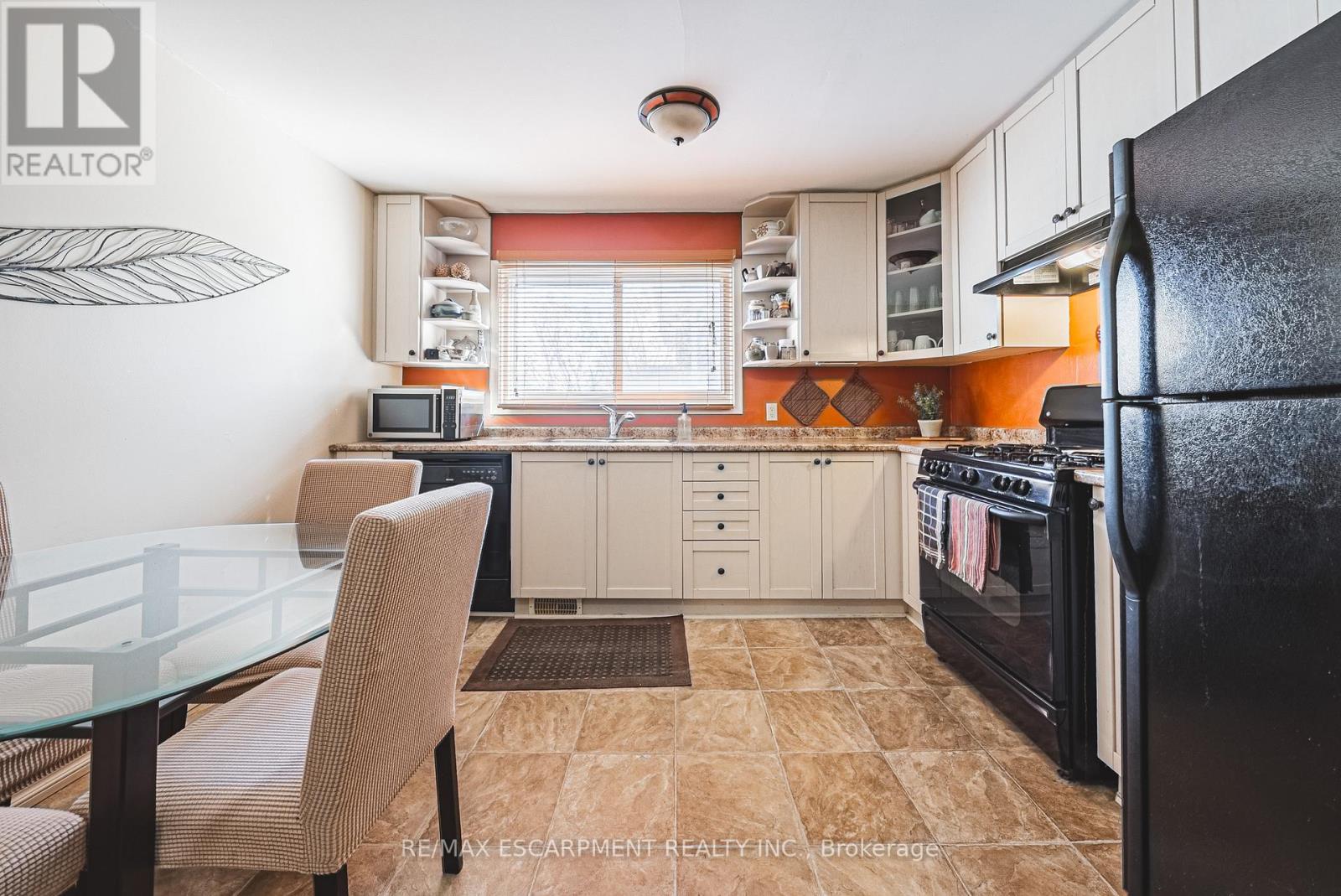28 Munn Street Property Photo 9