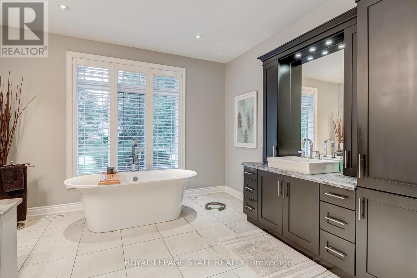60 Parker Avenue Property Photo 22