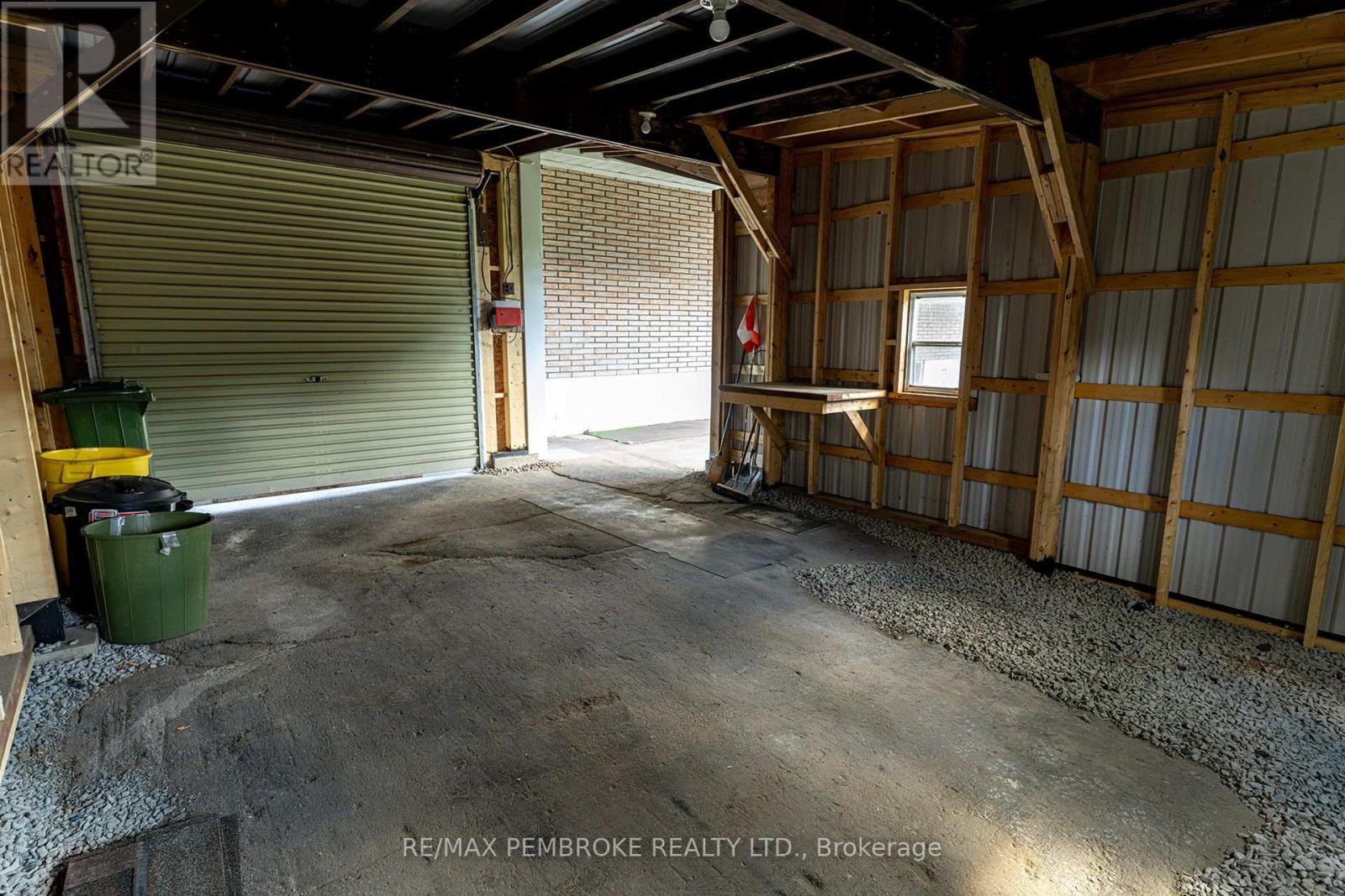 142 Deacon Street Property Photo 7