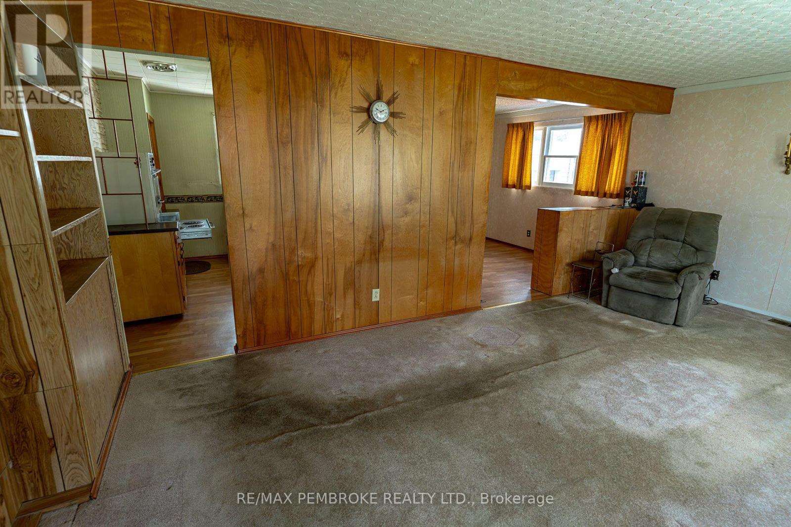 142 Deacon Street Property Photo 14