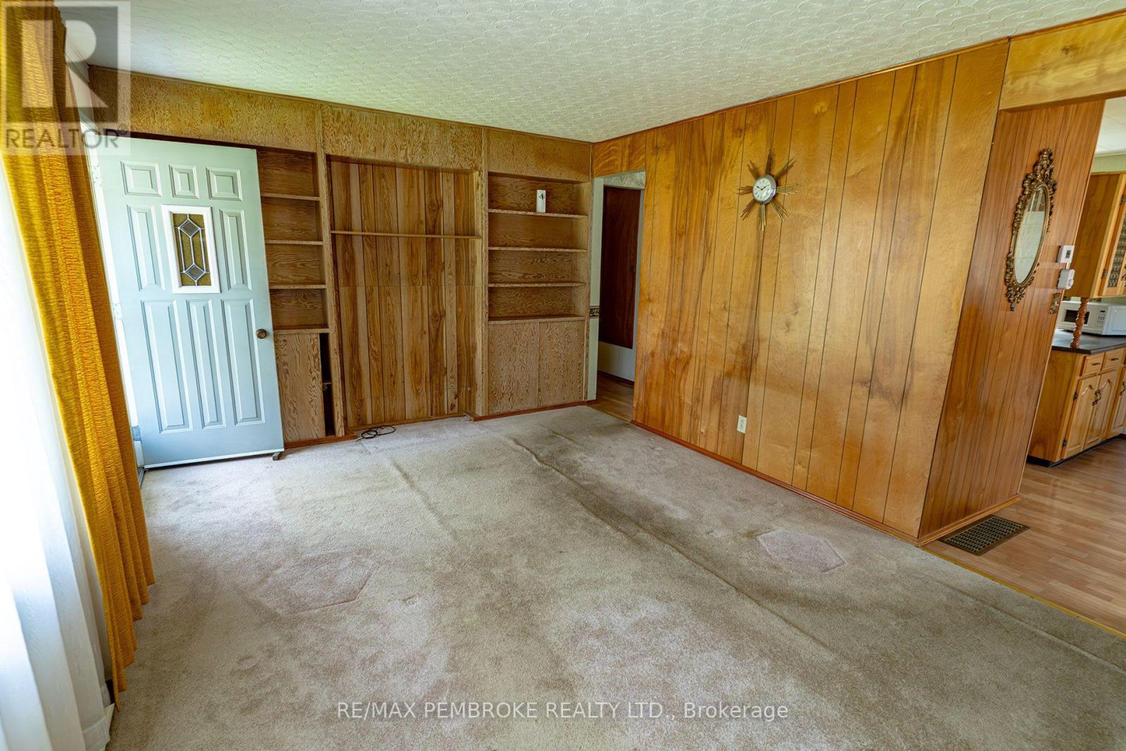 142 Deacon Street Property Photo 16