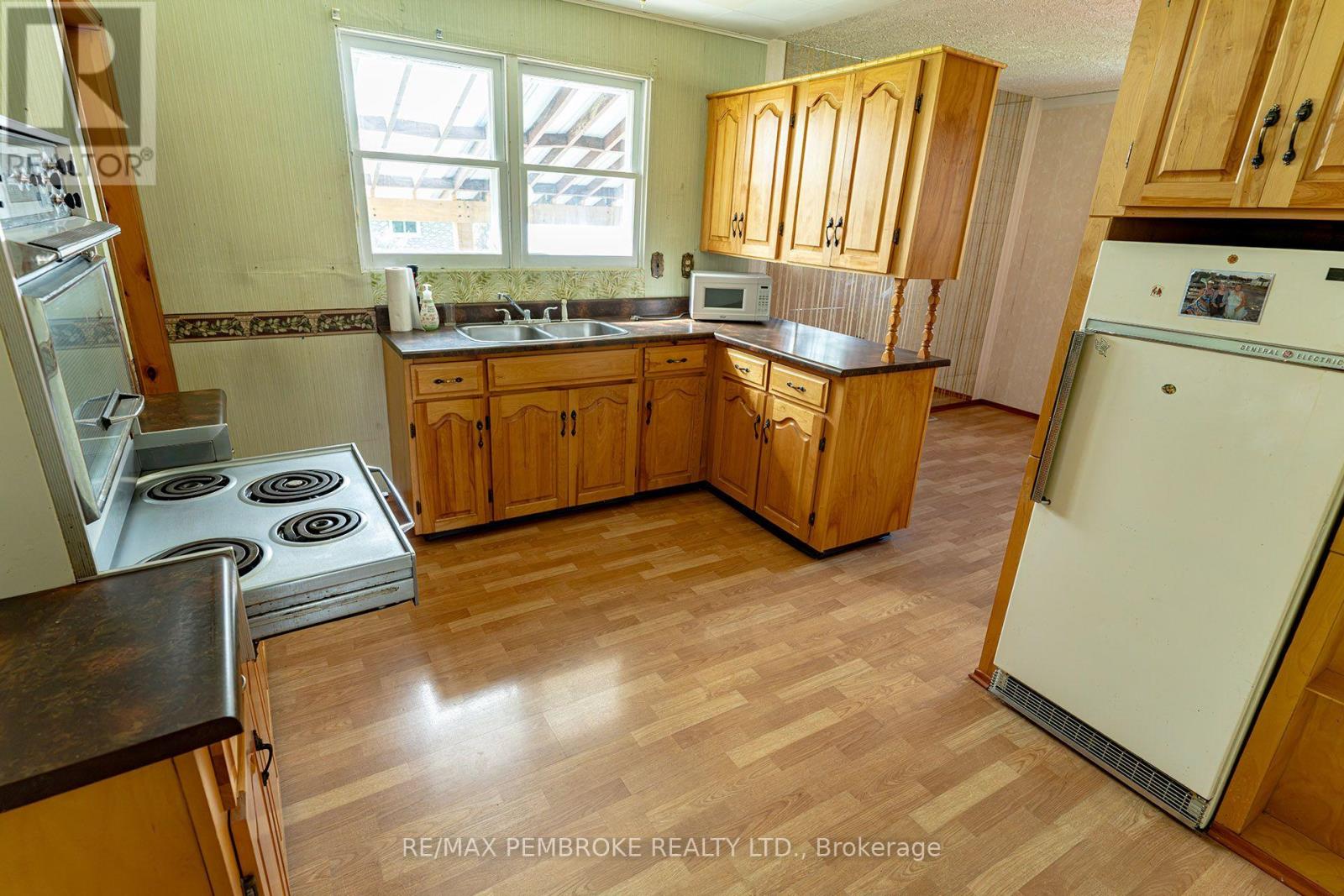 142 Deacon Street Property Photo 20