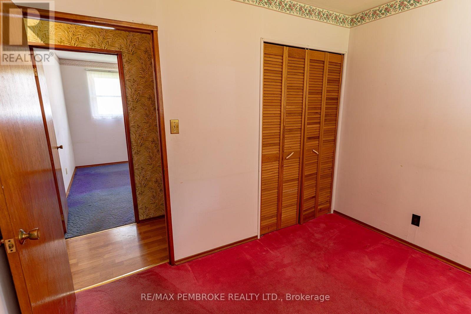 142 Deacon Street Property Photo 30