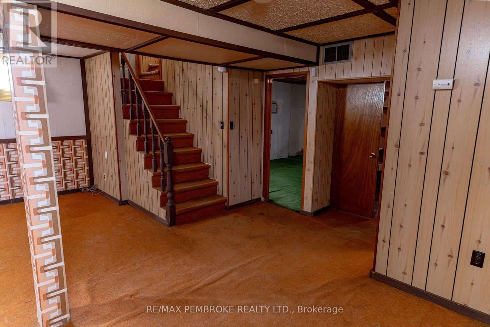 142 Deacon Street Property Photo 31