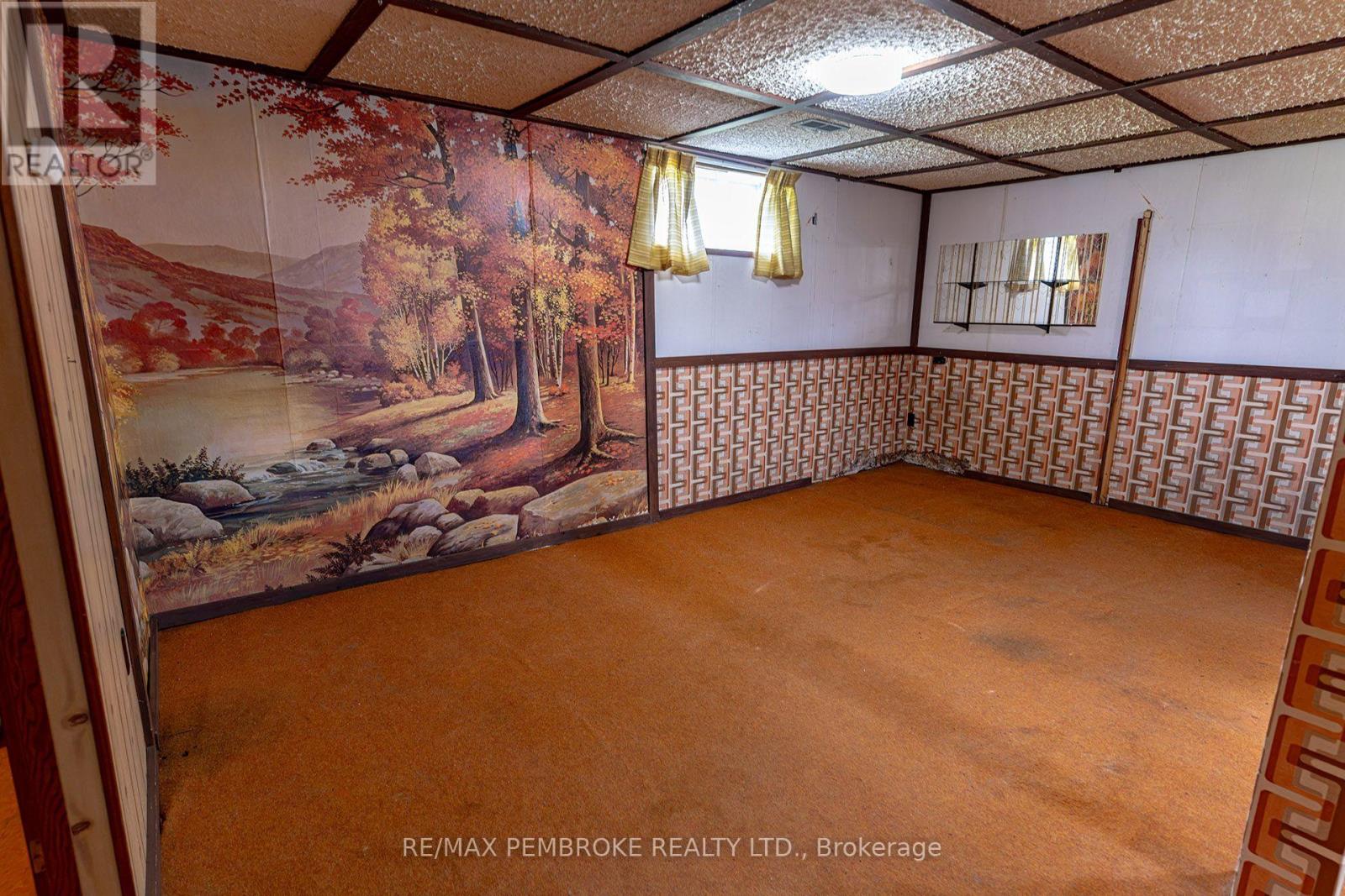 142 Deacon Street Property Photo 32