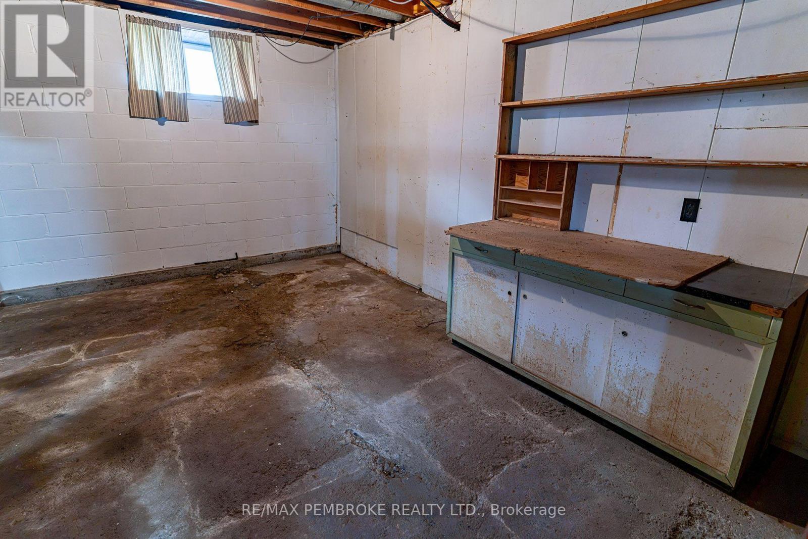 142 Deacon Street Property Photo 36