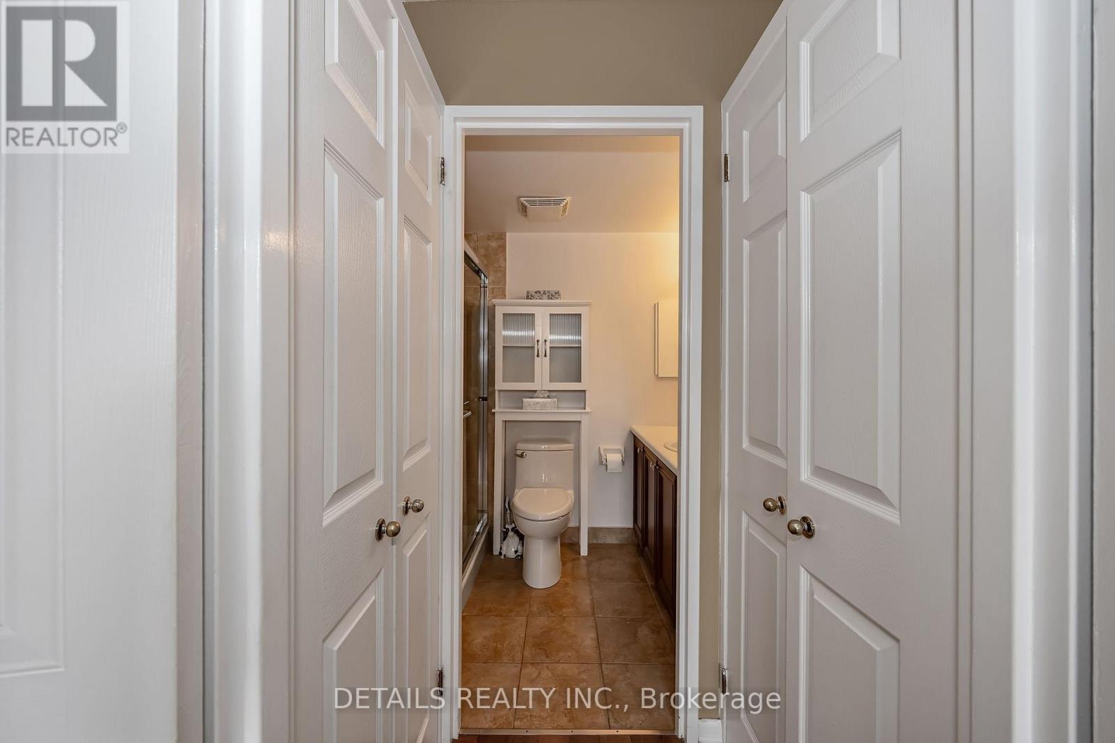 908 - 1705 Playfair Drive Property Photo 16