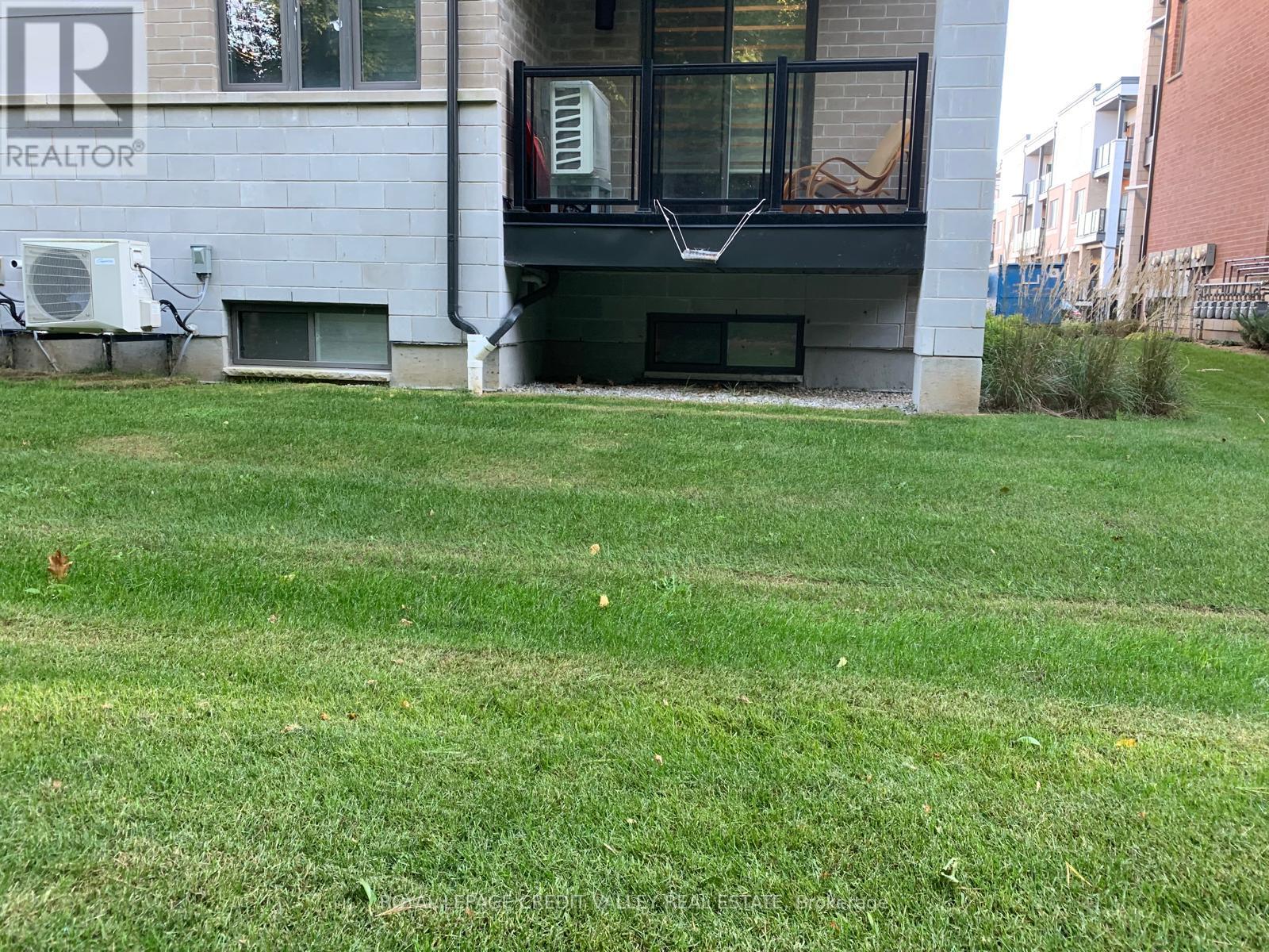 13 - 25 Isherwood Avenue E Property Photo 20