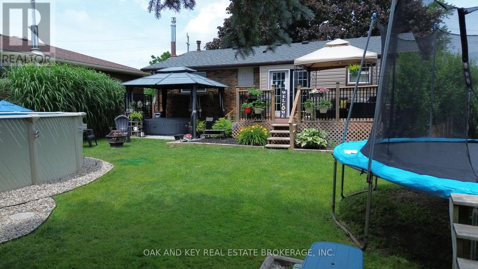 26 Sinclair Avenue Property Photo 27