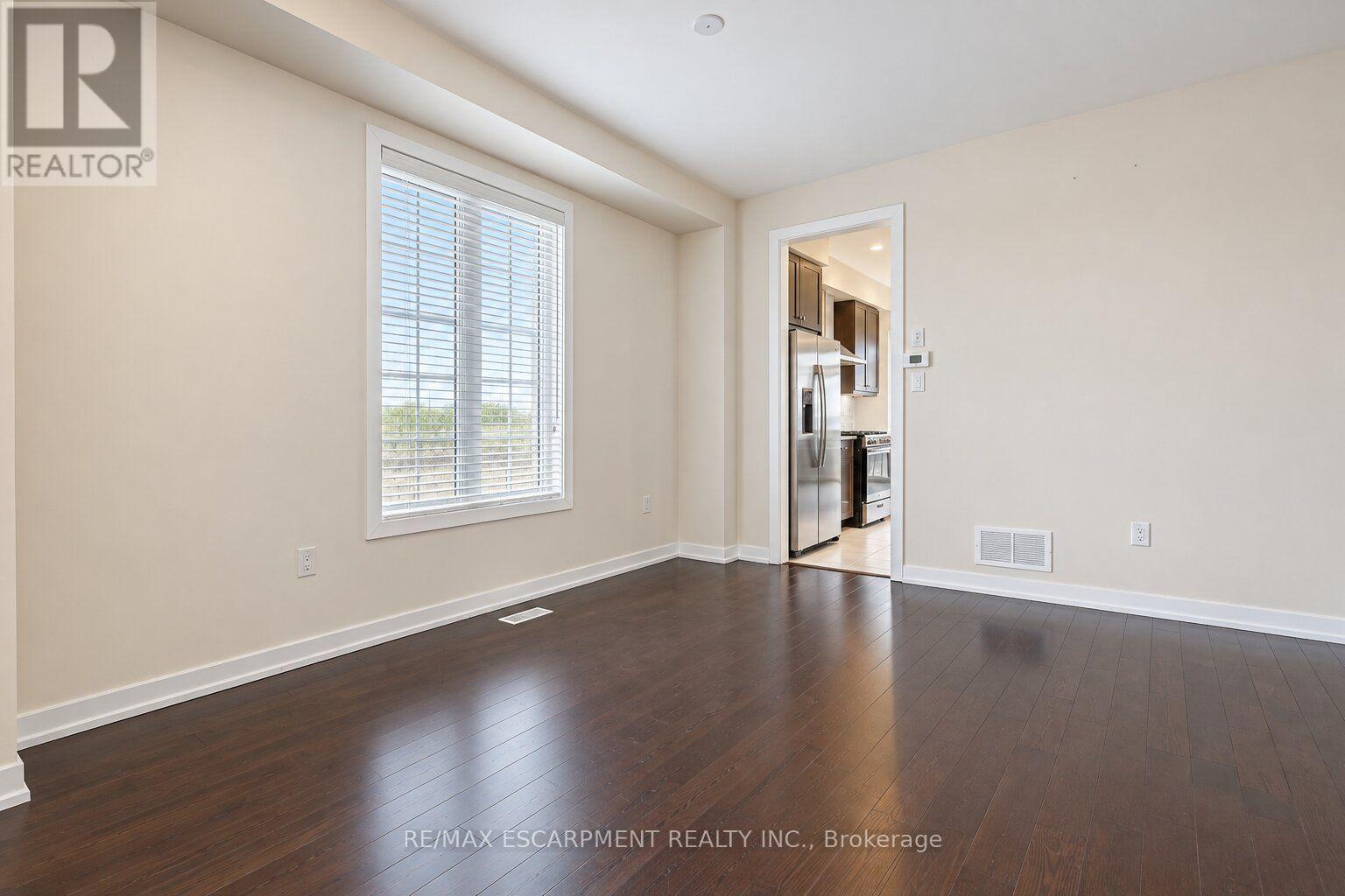 92 Longboat Run W Property Photo 21