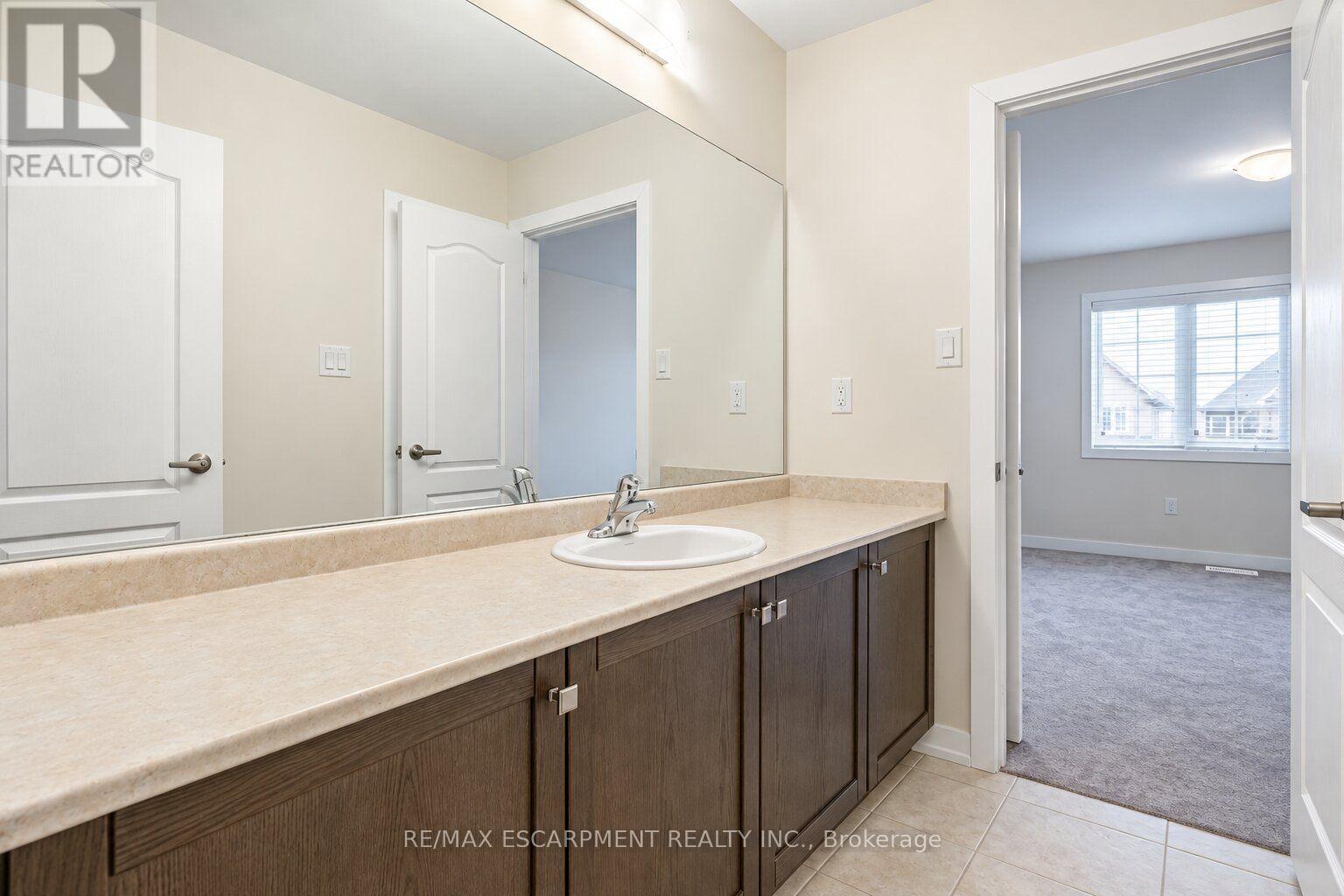 92 Longboat Run W Property Photo 42