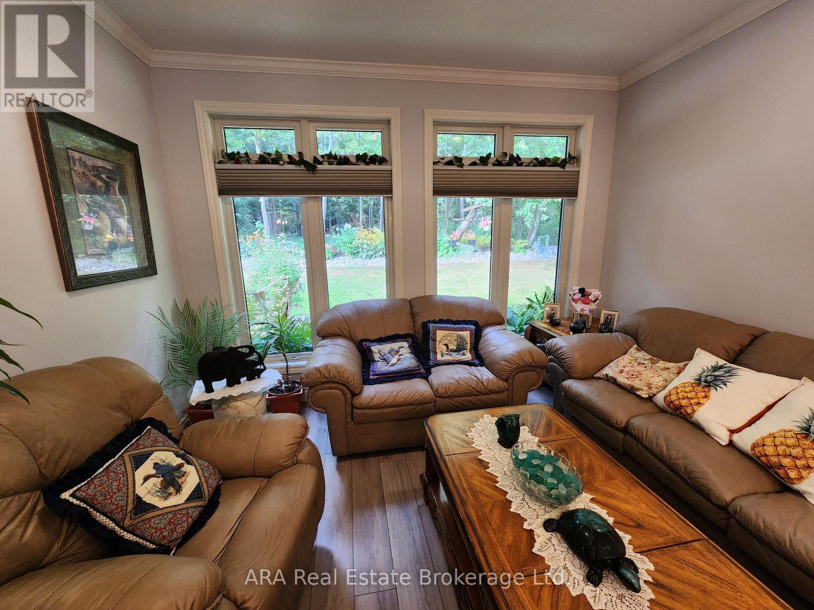 30 - 410 Ridge Road Property Photo 8