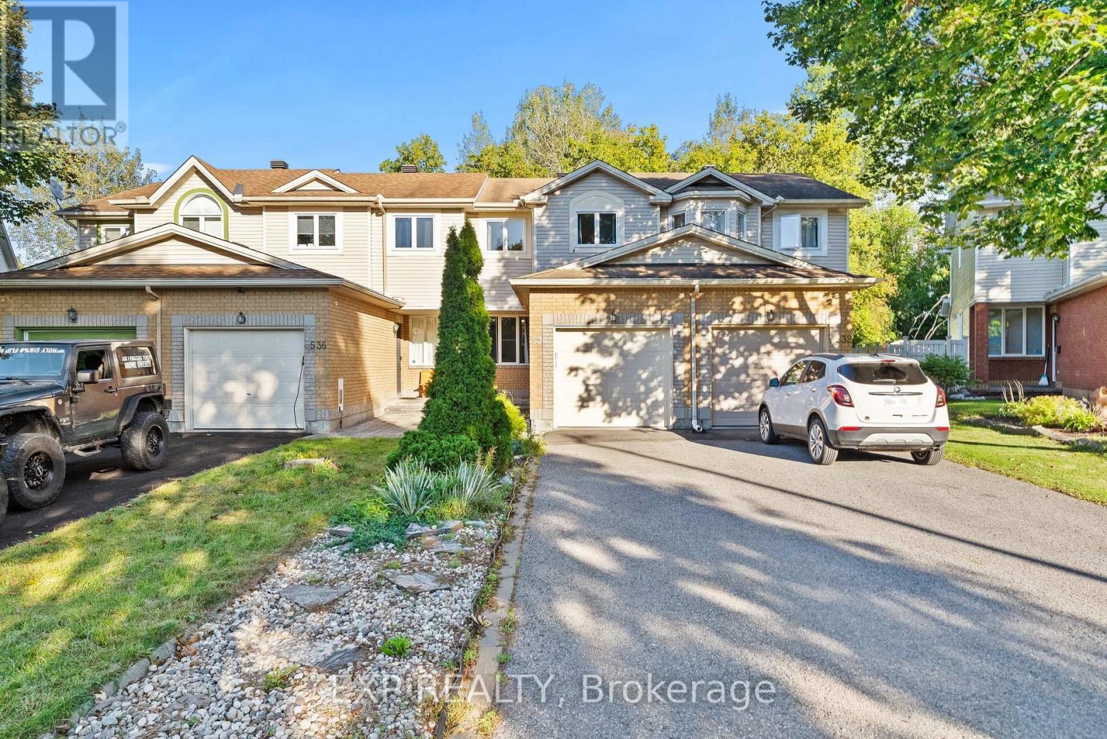 534 LAWLER CRESCENT