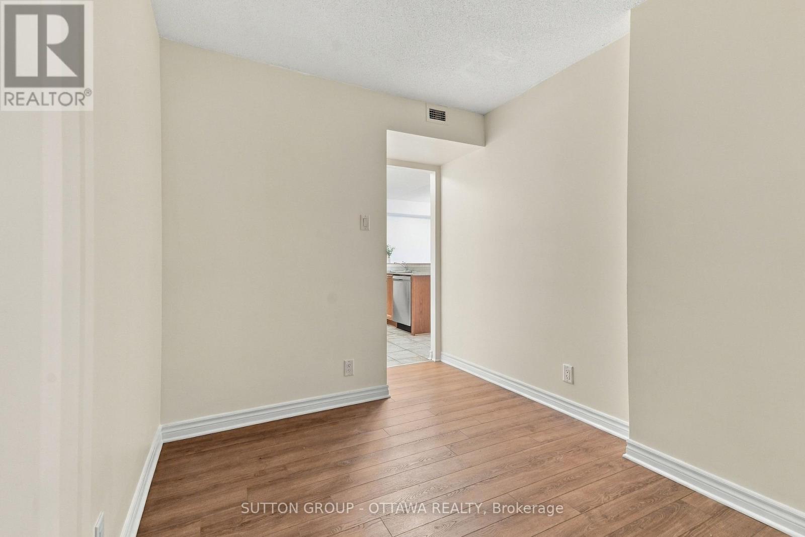 802 - 120 Grant Carman Drive Property Photo 14