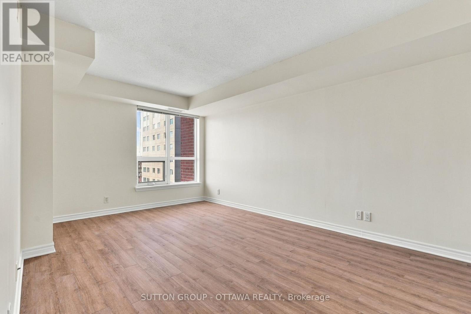802 - 120 Grant Carman Drive Property Photo 29