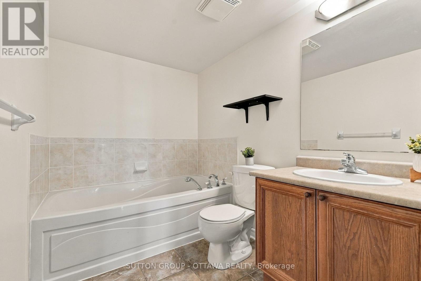 802 - 120 Grant Carman Drive Property Photo 34