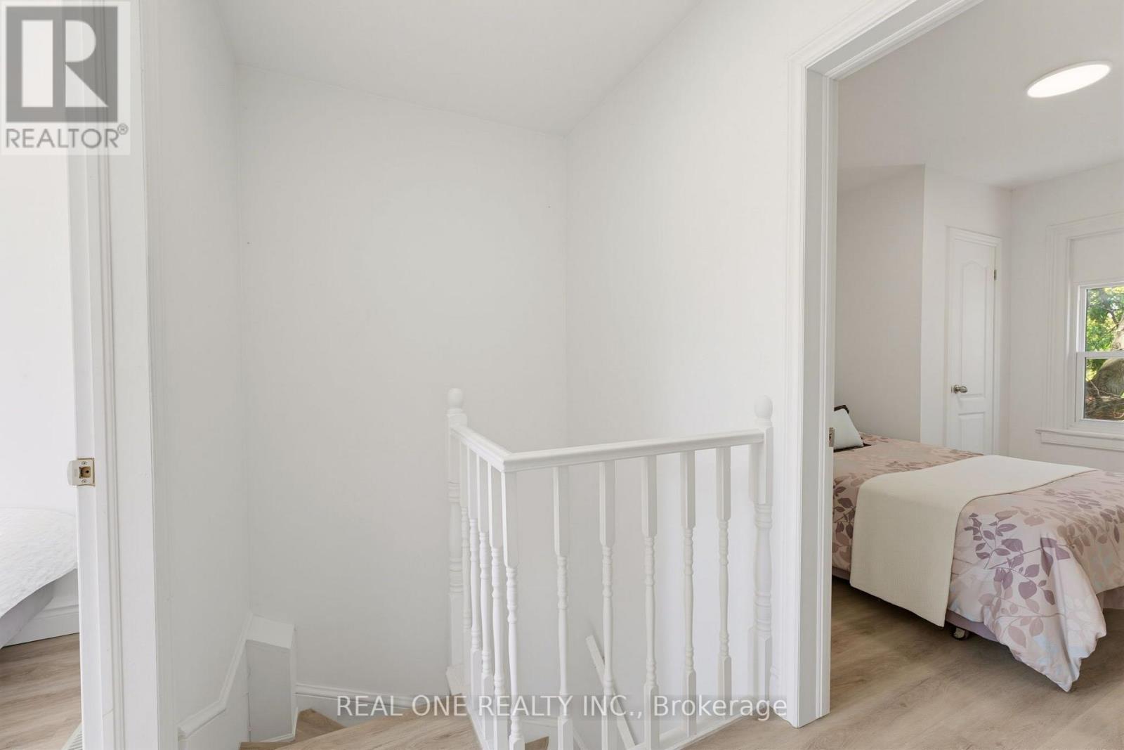 27 Gilkison Street Property Photo 22