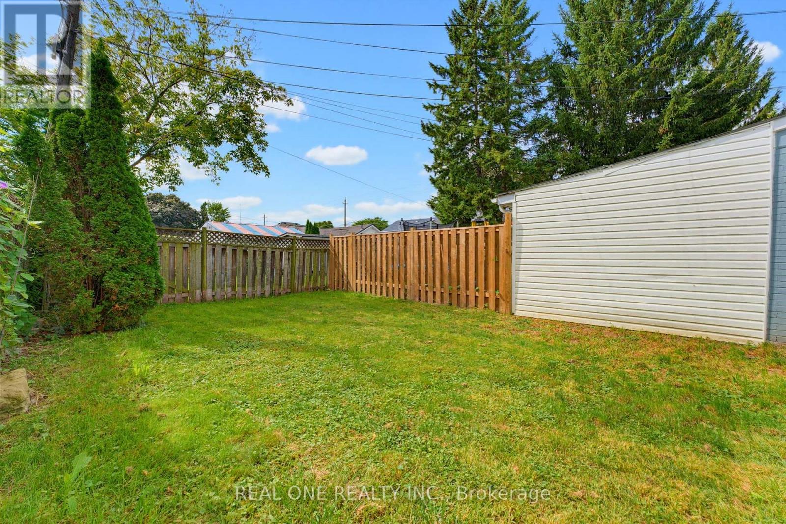 27 Gilkison Street Property Photo 23