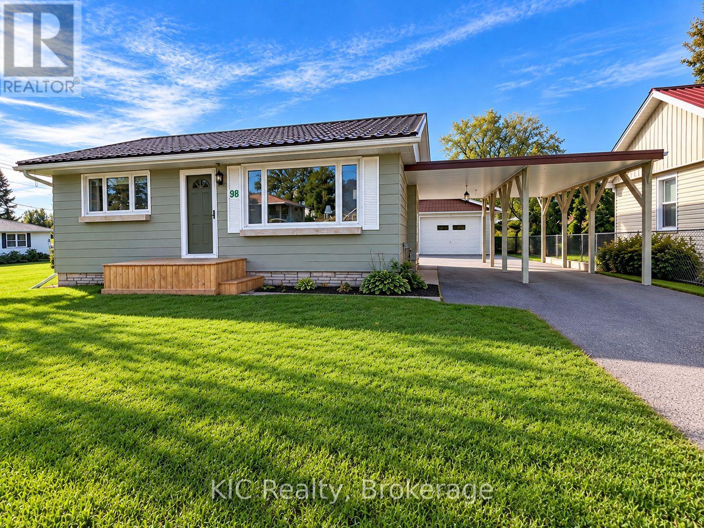 98 George Street E Property Photo 1