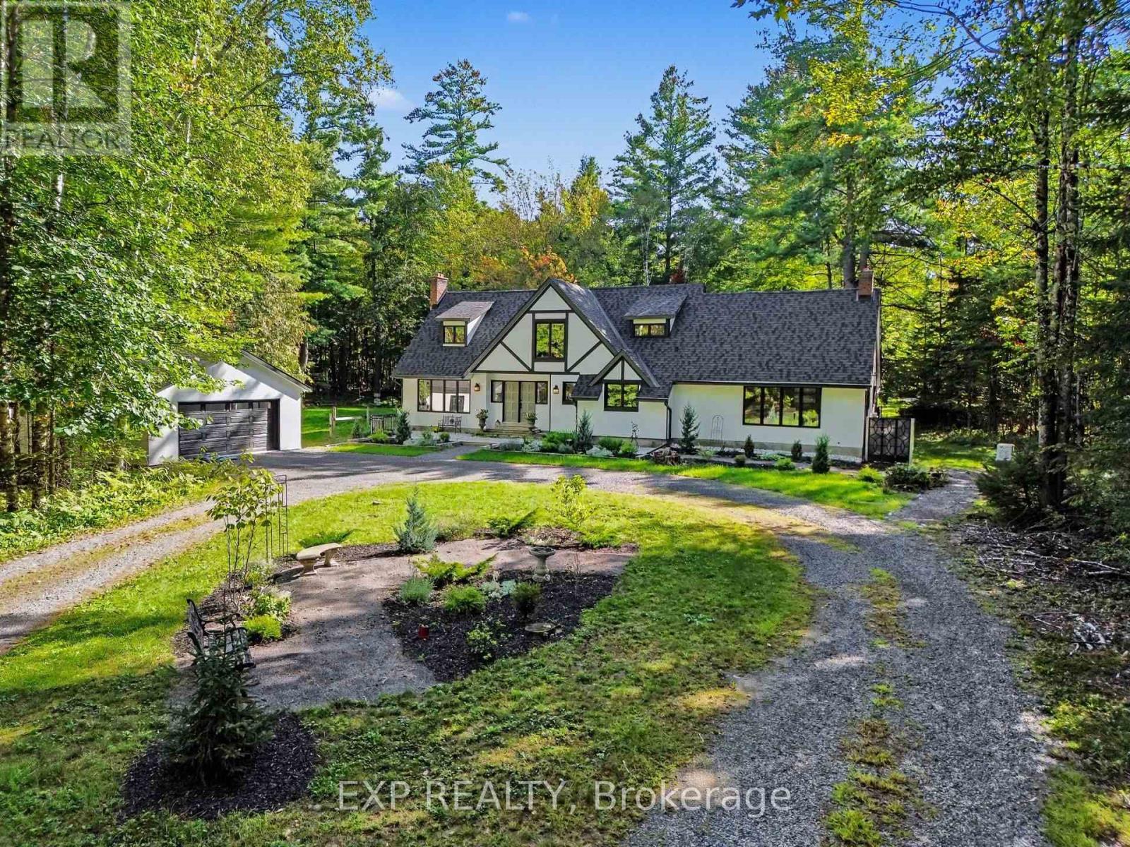 2844 Old Almonte Road Property Photo 1