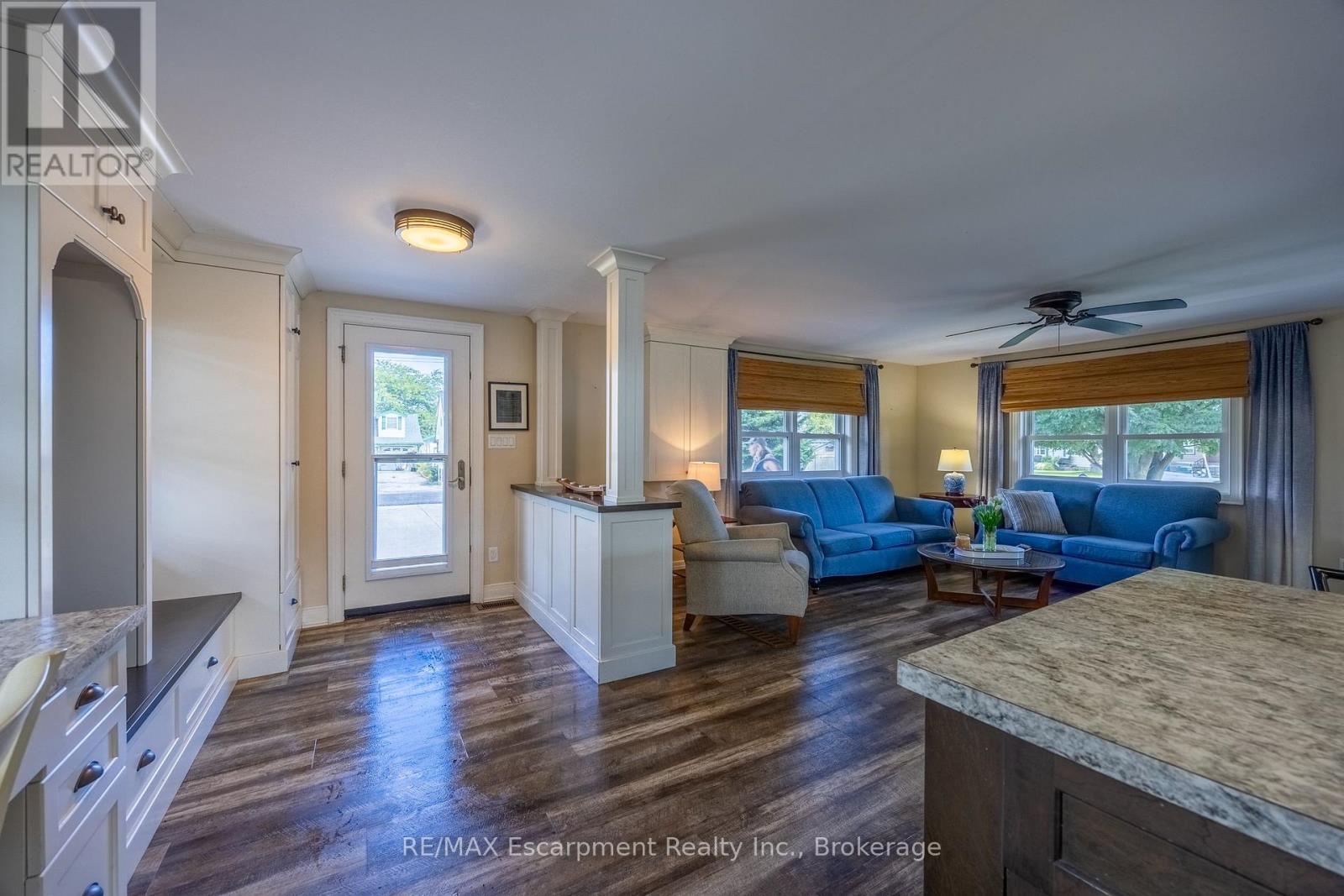116 Erie Boulevard Property Photo 11