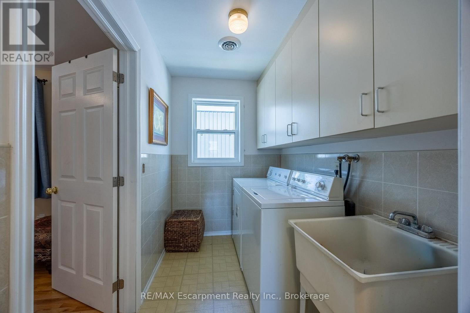 116 Erie Boulevard Property Photo 22
