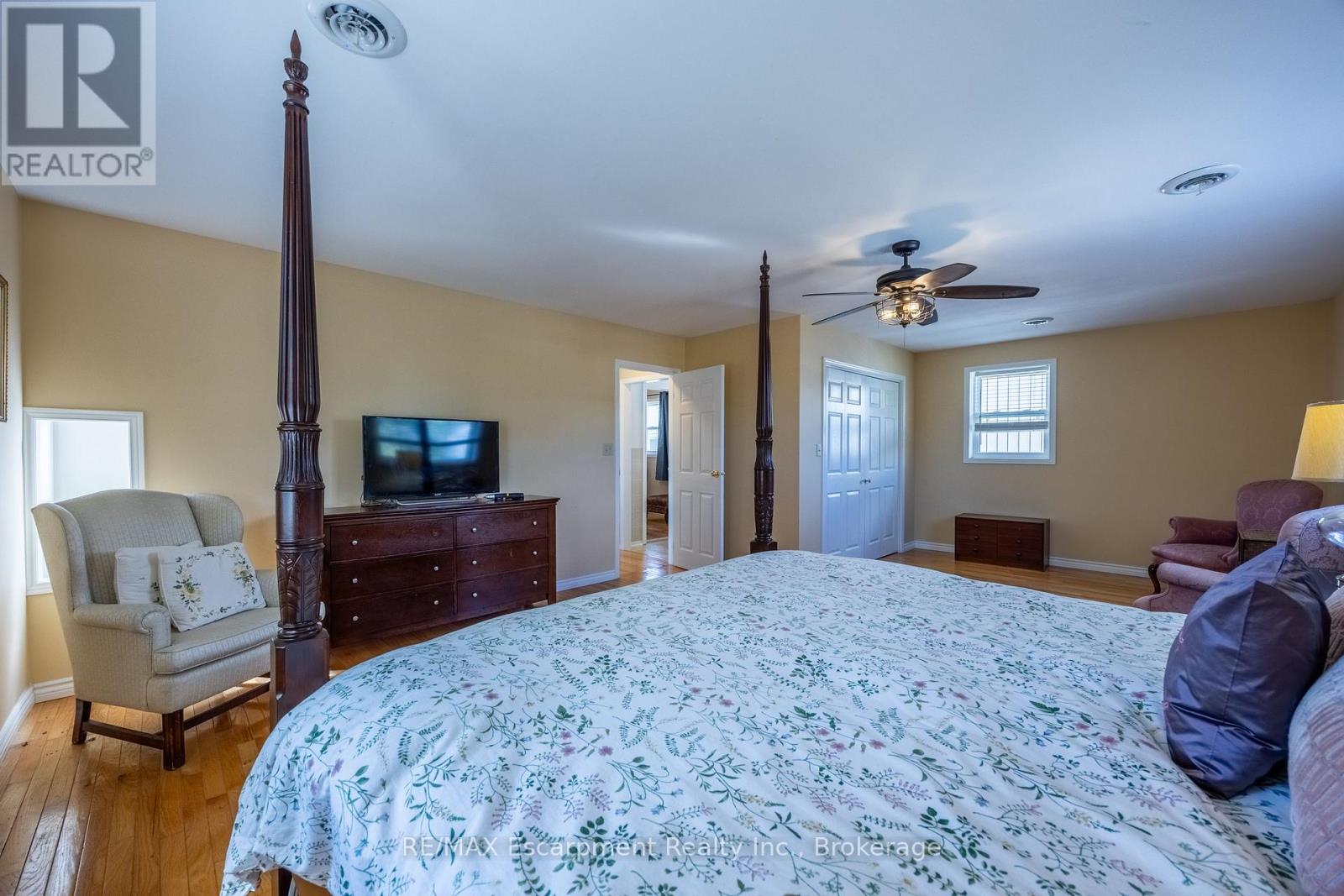 116 Erie Boulevard Property Photo 26