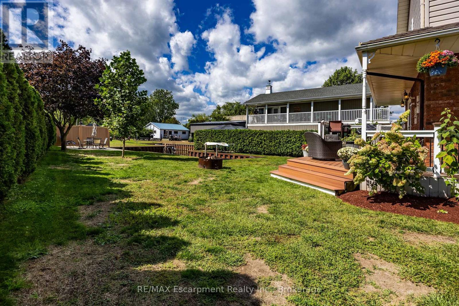 116 Erie Boulevard Property Photo 28