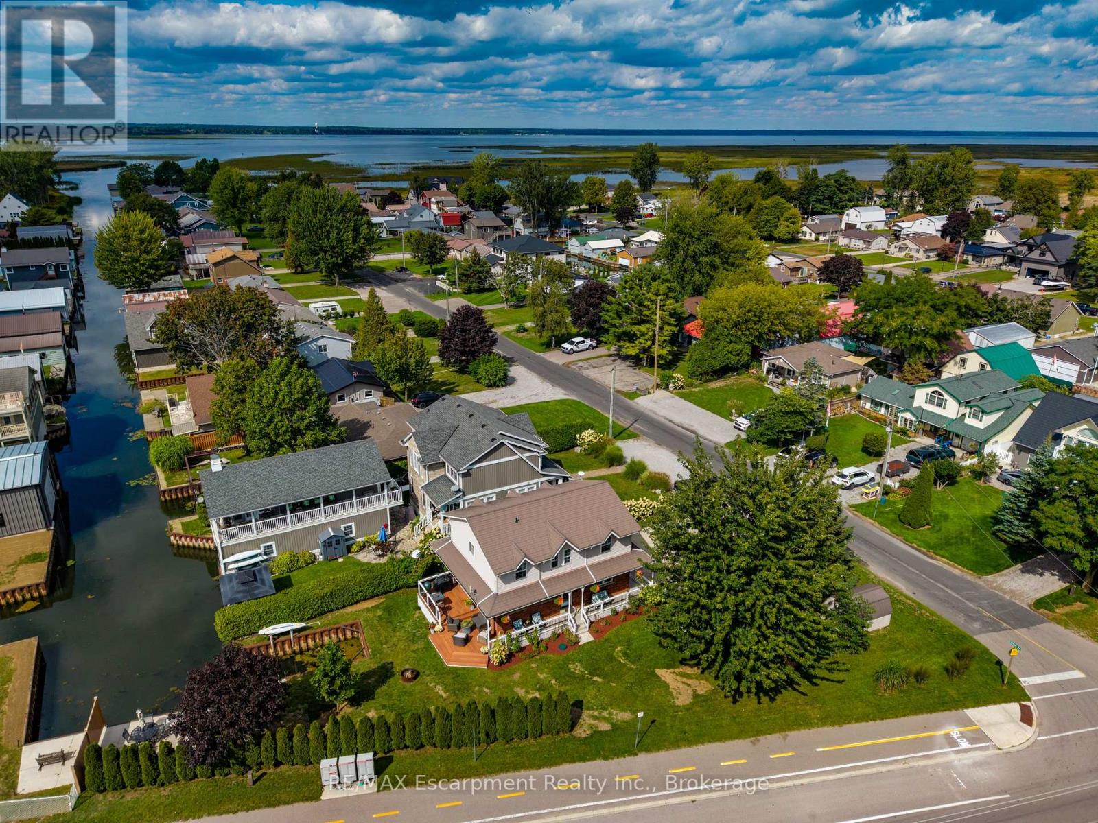 116 Erie Boulevard Property Photo 36
