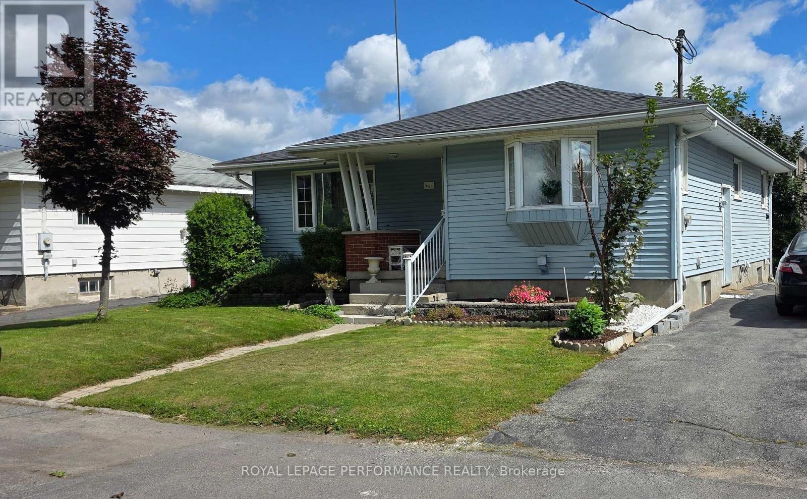 641 Burton Avenue Property Photo 2