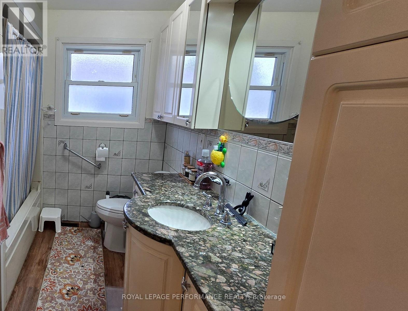 641 Burton Avenue Property Photo 9