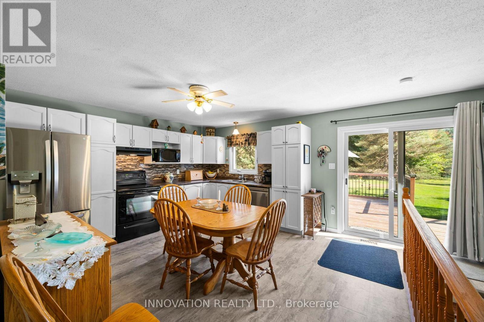 2031 Jochem Road Property Photo 11