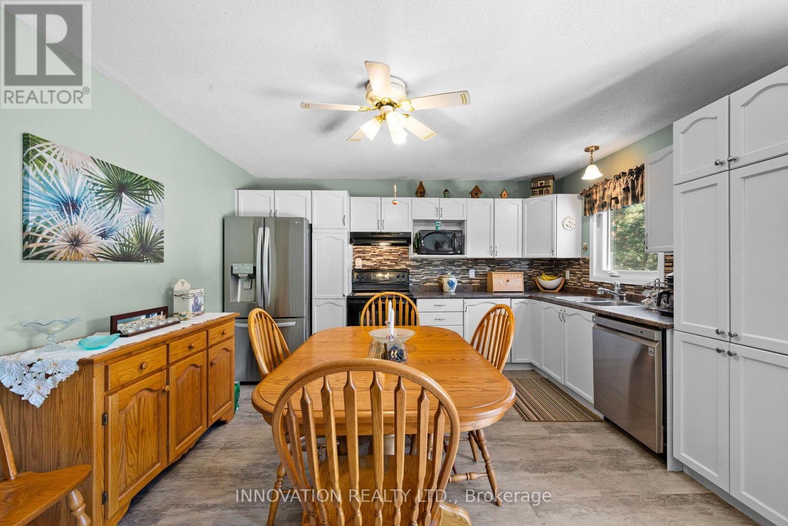 2031 Jochem Road Property Photo 13