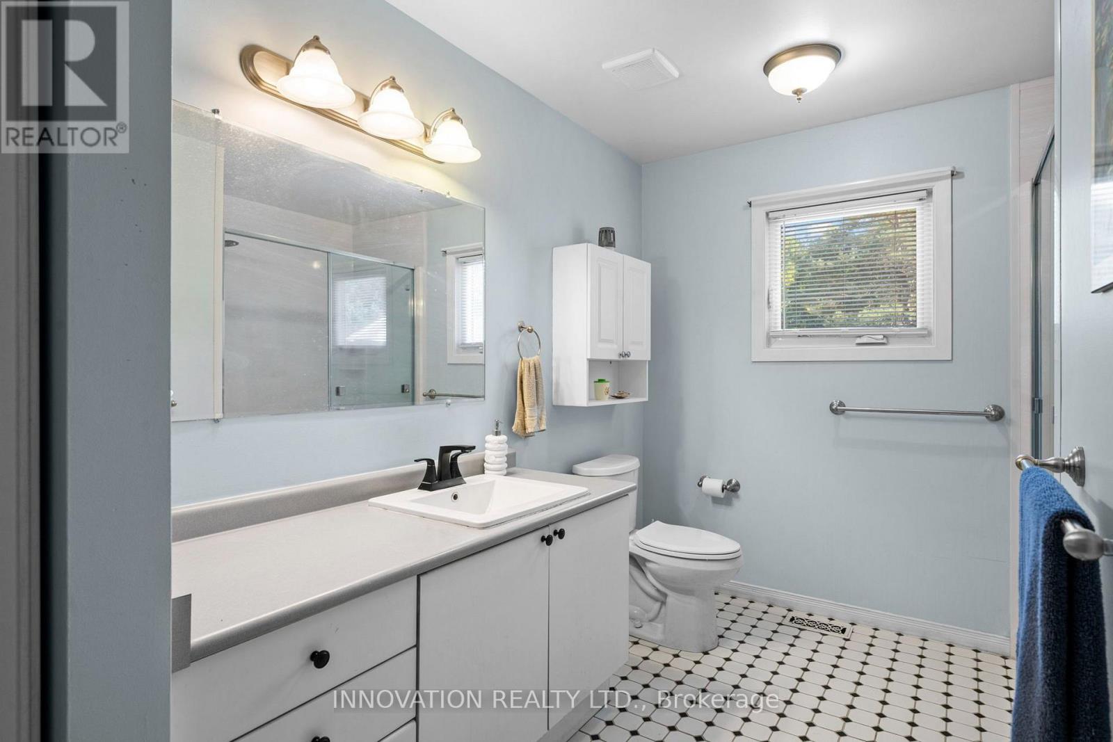 2031 Jochem Road Property Photo 15