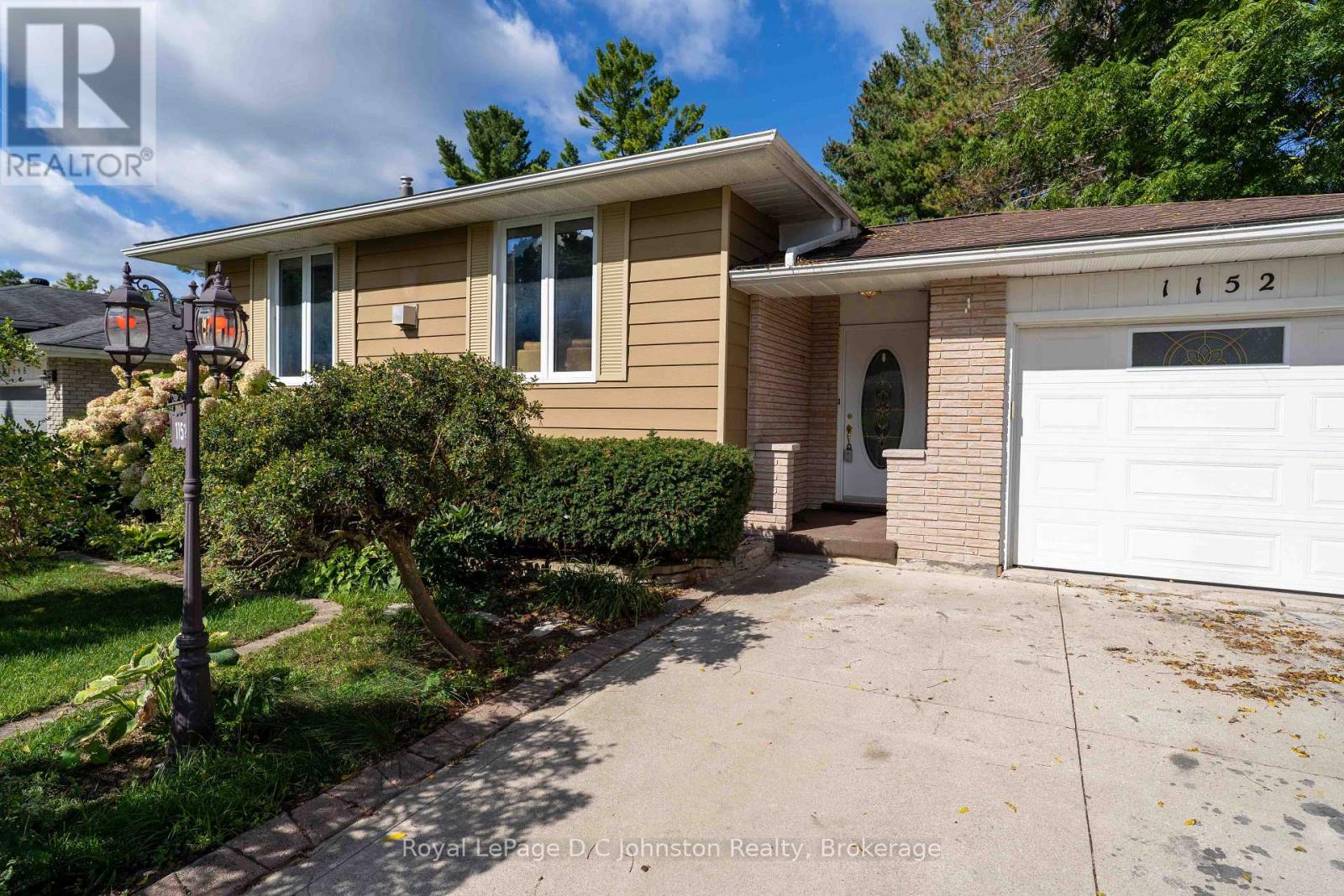 1152 Wellington Street Property Photo 1