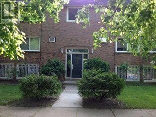 1-11 - 825 Louis Avenue Property Photo 2