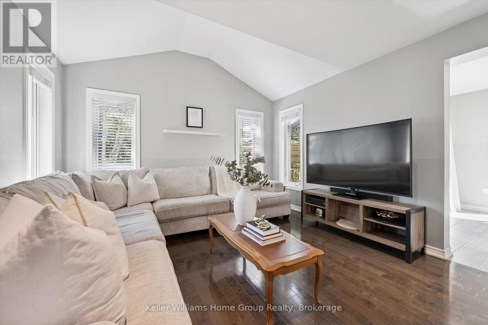 53 Aberdeen Street Property Photo 17