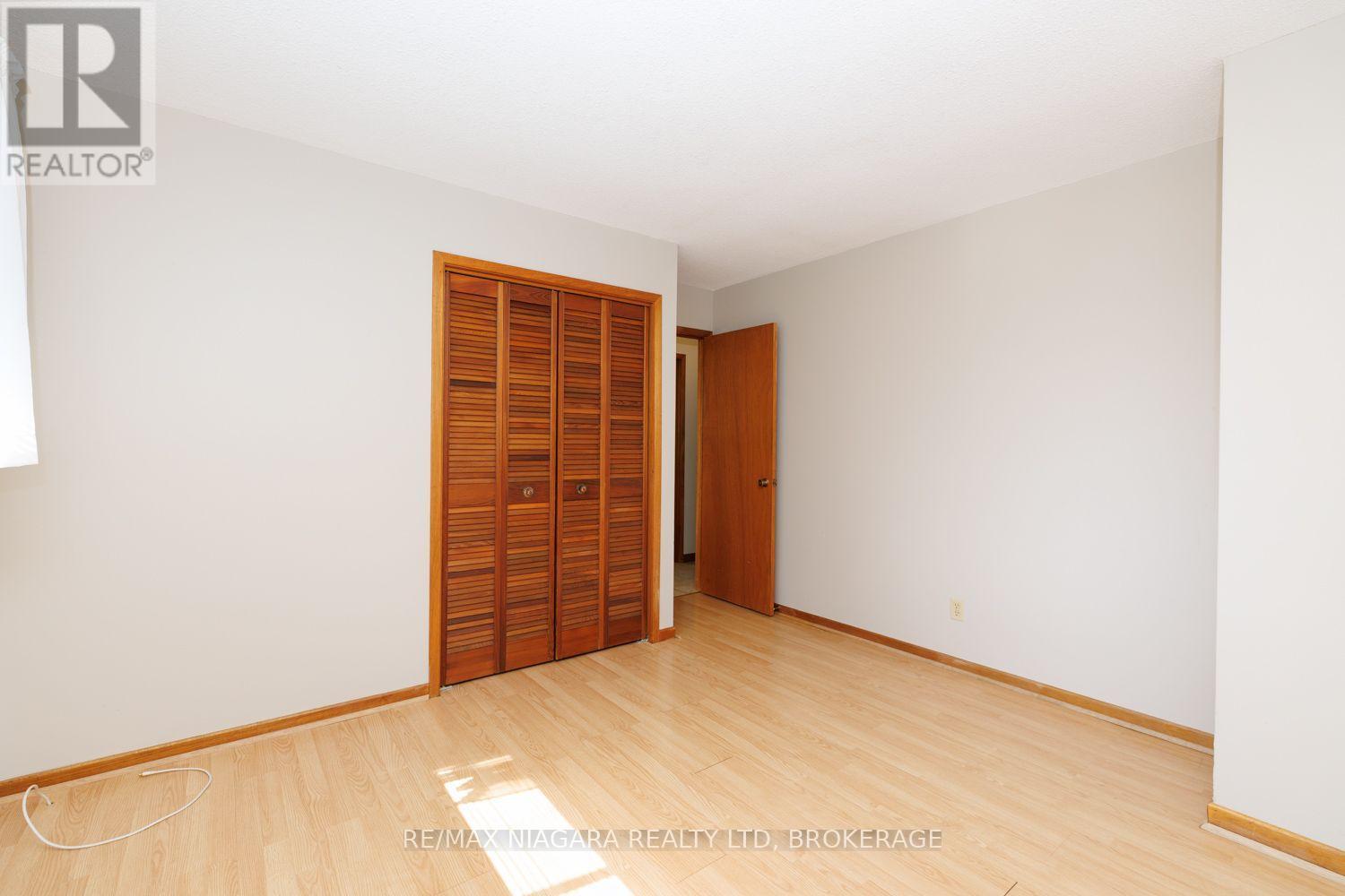 4166 Chippawa Parkway Property Photo 17