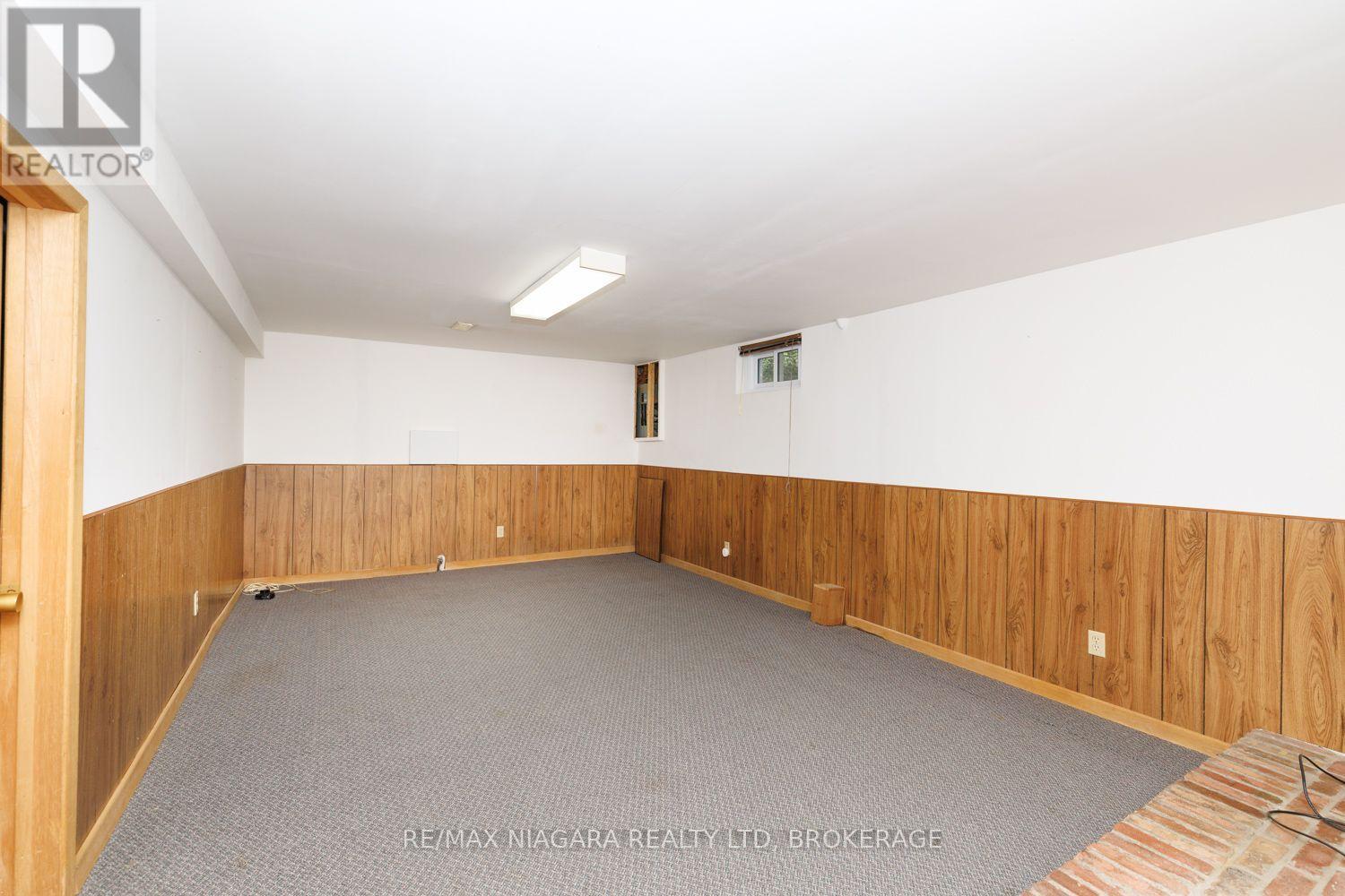 4166 Chippawa Parkway Property Photo 24