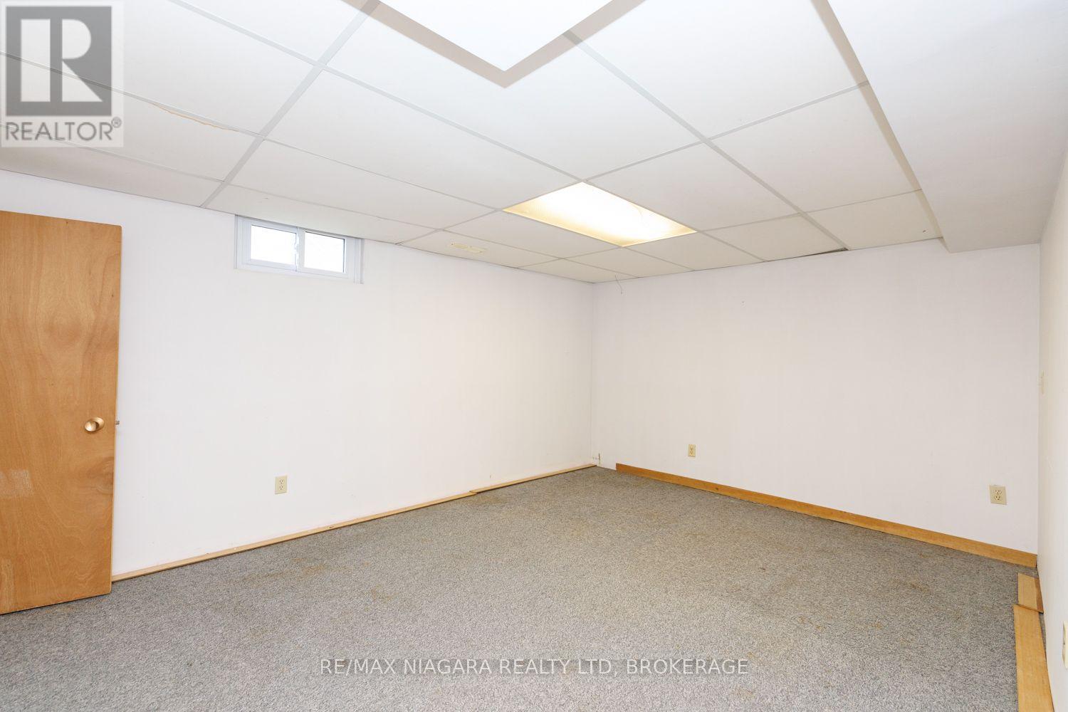 4166 Chippawa Parkway Property Photo 29