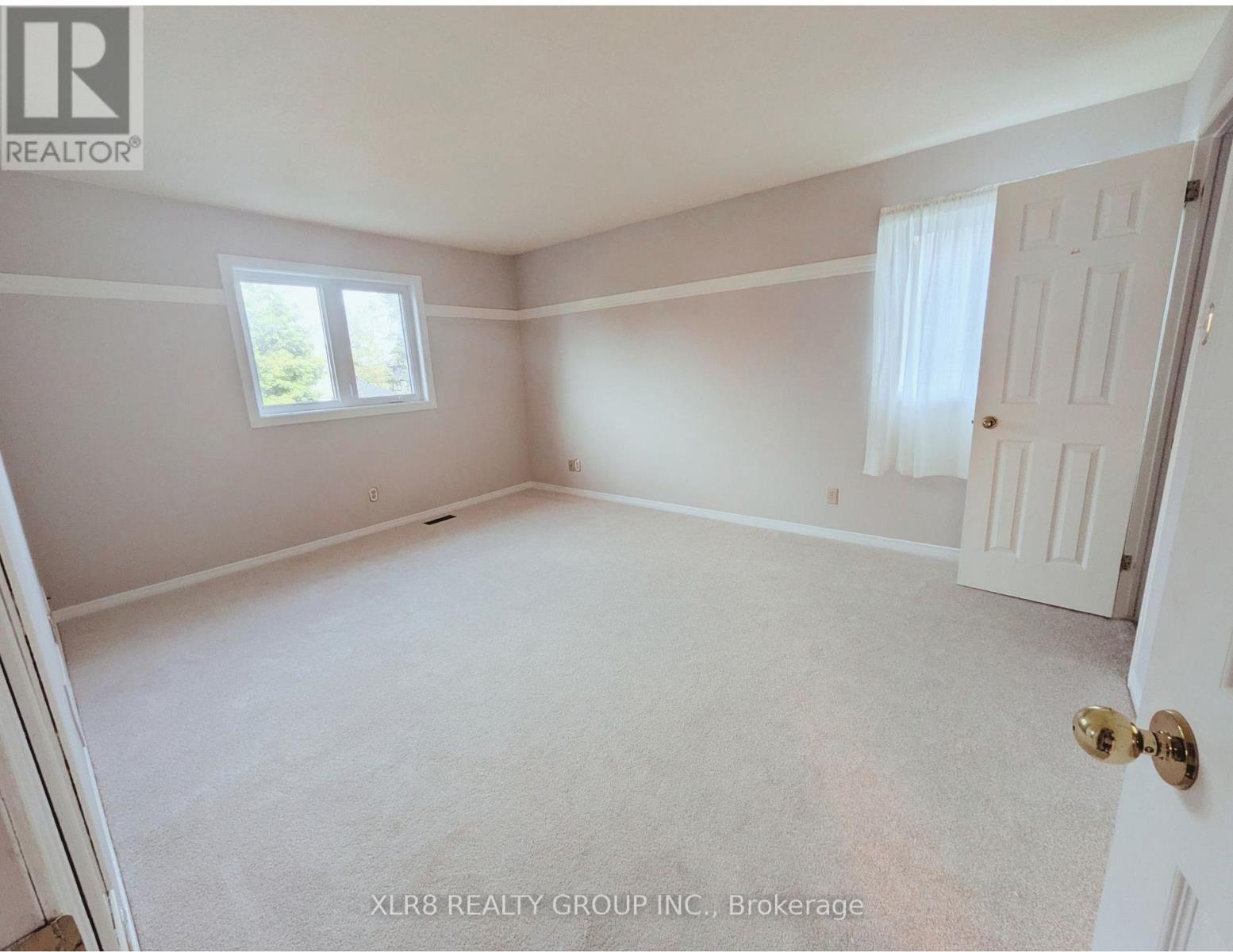 12 John Sidney Crescent Property Photo 13