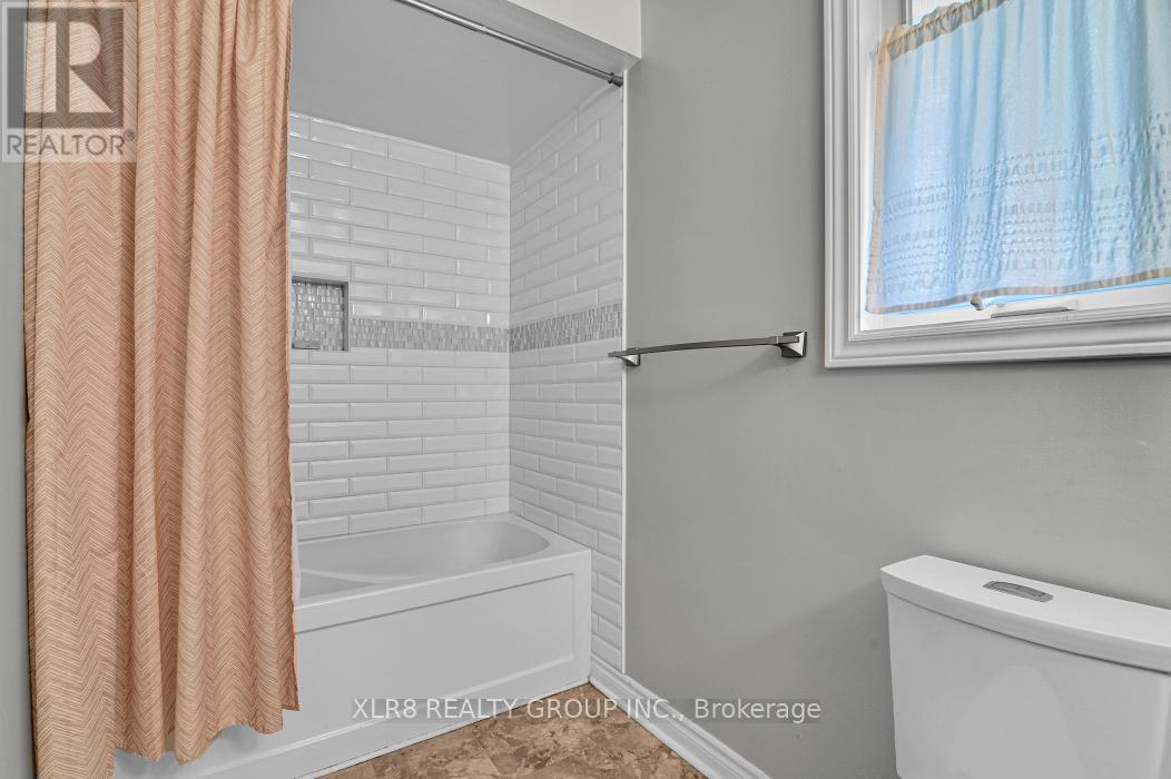 12 John Sidney Crescent Property Photo 18