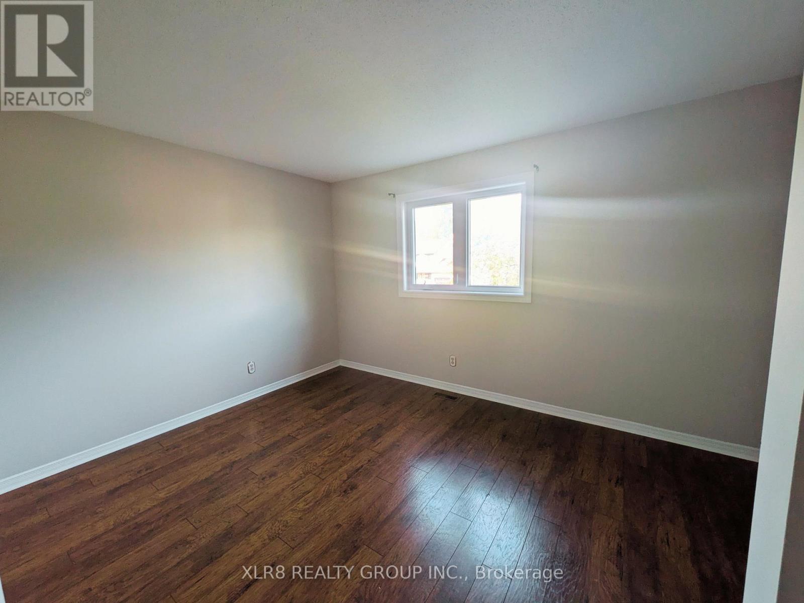 12 John Sidney Crescent Property Photo 20