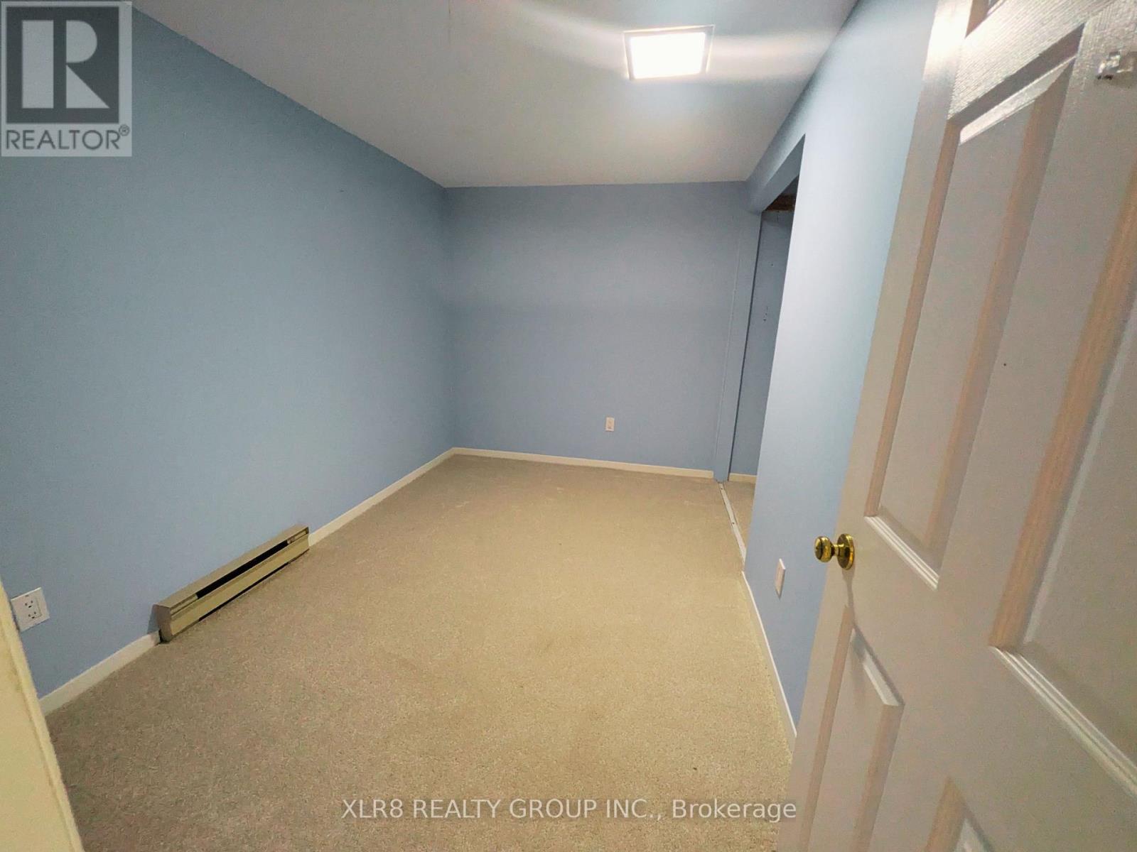12 John Sidney Crescent Property Photo 24