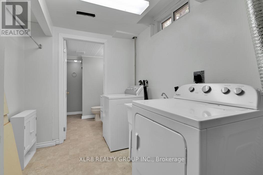 12 John Sidney Crescent Property Photo 28