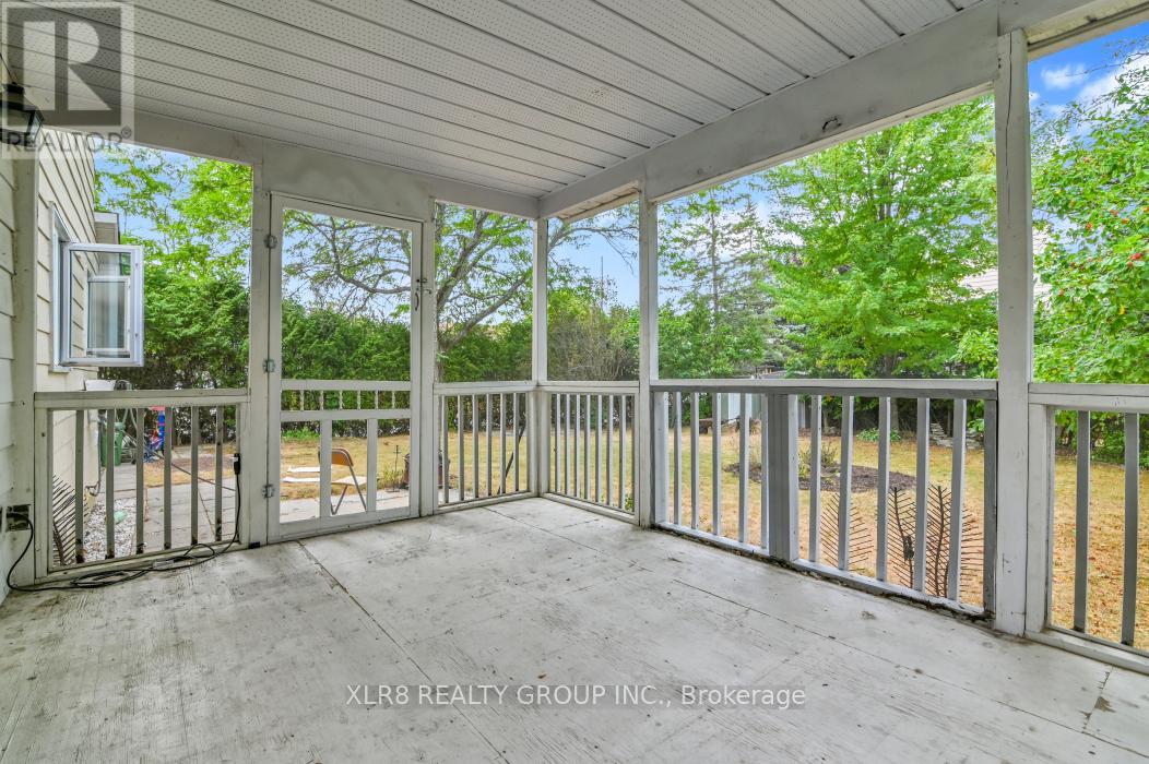 12 John Sidney Crescent Property Photo 30