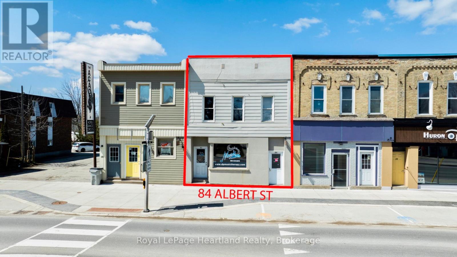 84 Albert Street Property Photo 2